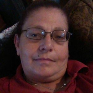 Meet your Posher, Hollie